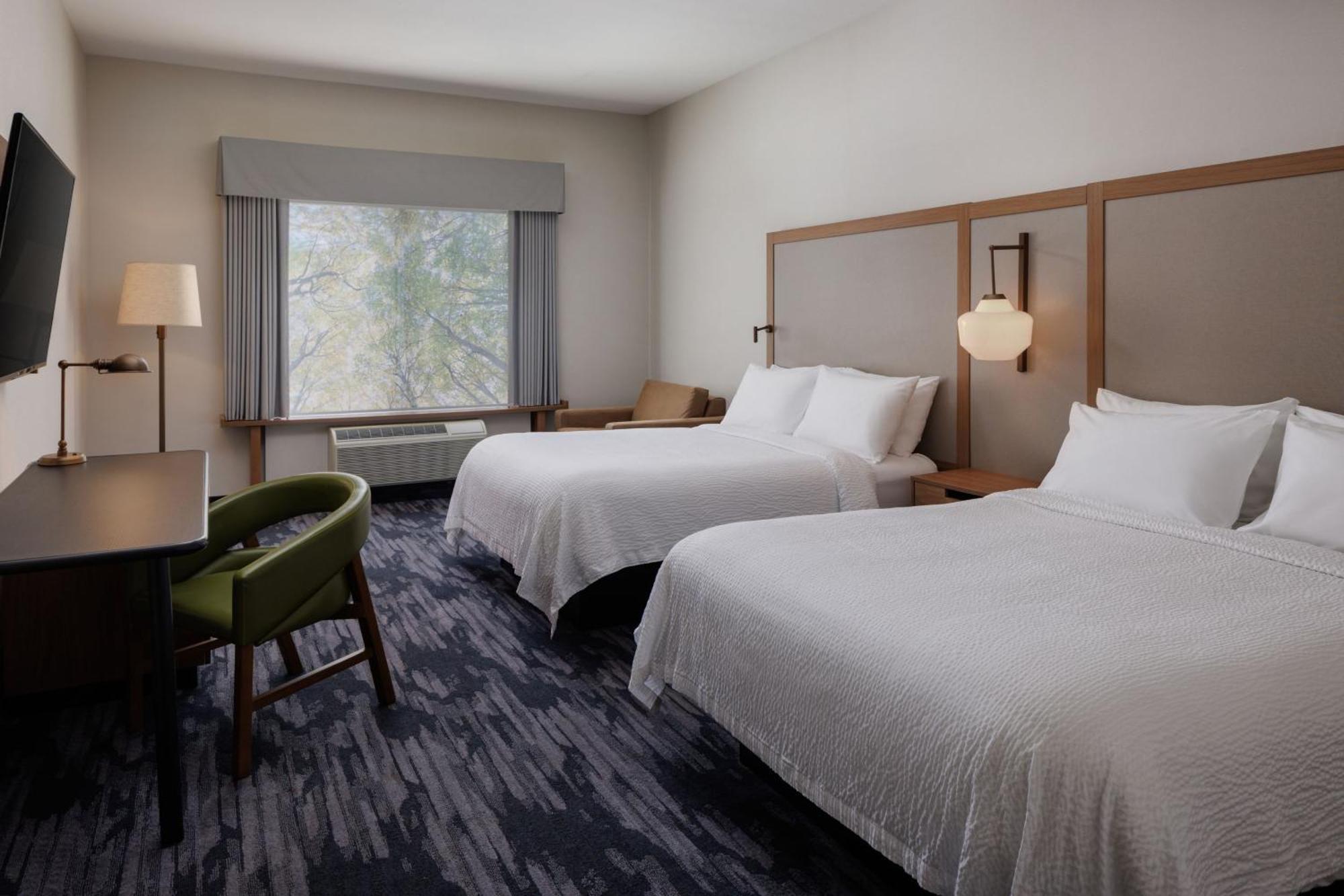 Fairfield Inn & Suites By Marriott Kelowna Dış mekan fotoğraf