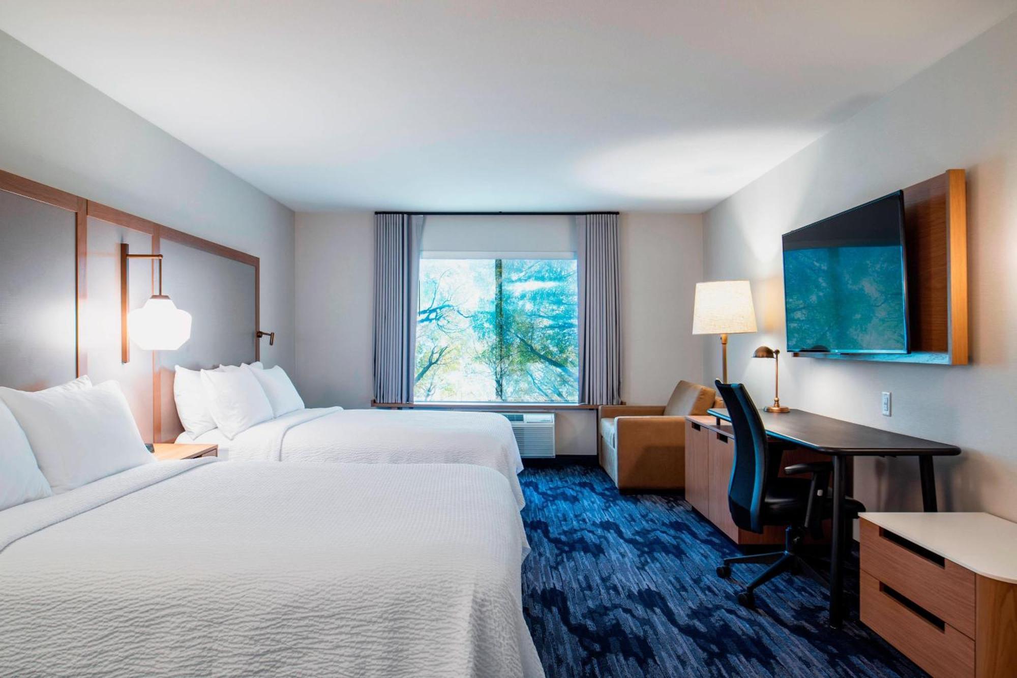 Fairfield Inn & Suites By Marriott Kelowna Dış mekan fotoğraf