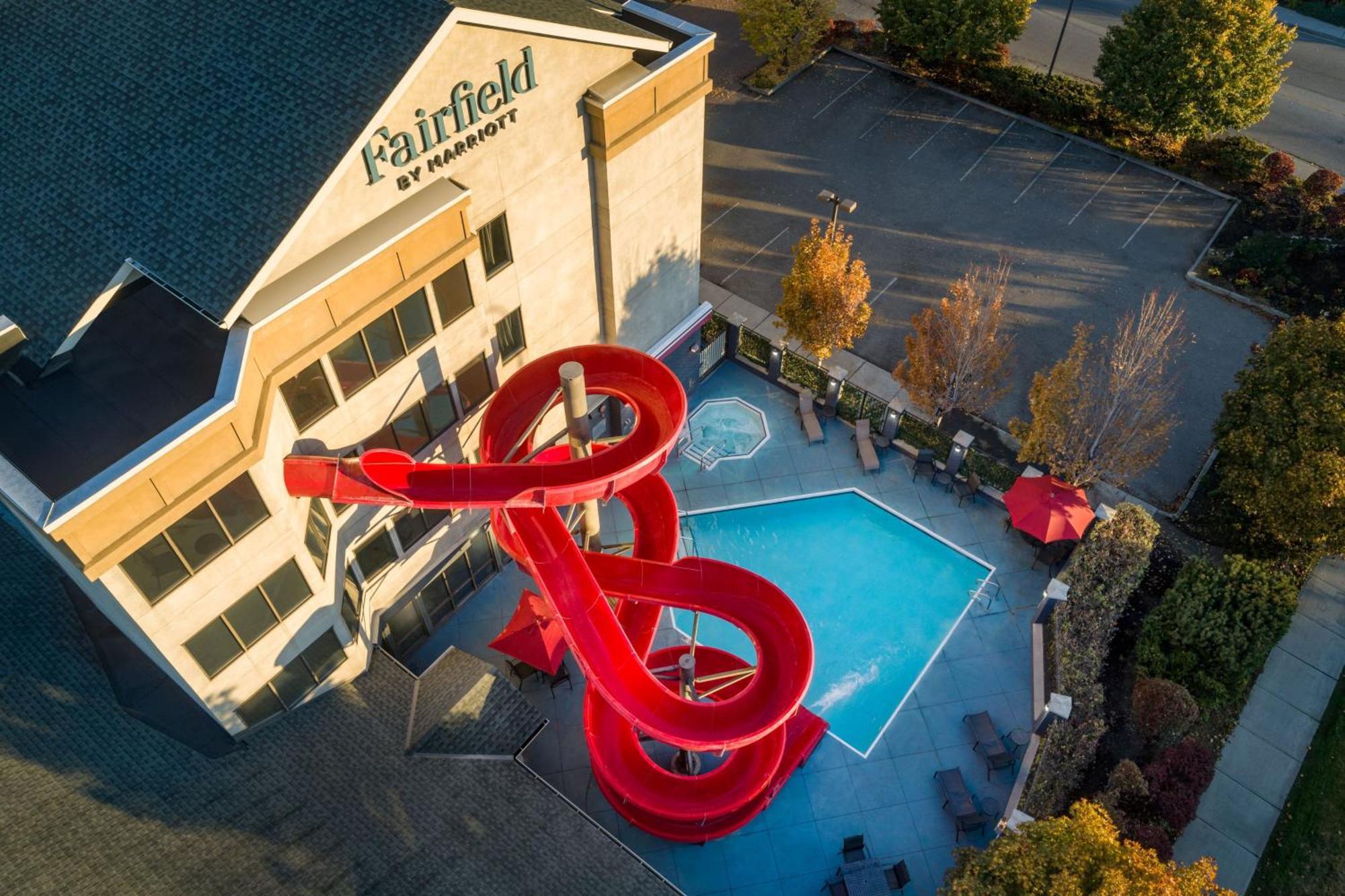 Fairfield Inn & Suites By Marriott Kelowna Dış mekan fotoğraf