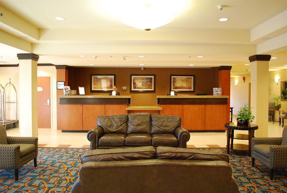 Fairfield Inn & Suites By Marriott Kelowna Dış mekan fotoğraf